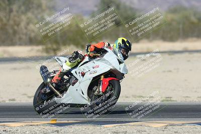 media/Oct-30-2025-Racers Edge (Thu) [[dabbdaf680]]/3-B Group/Session 5 (Turn 6)/